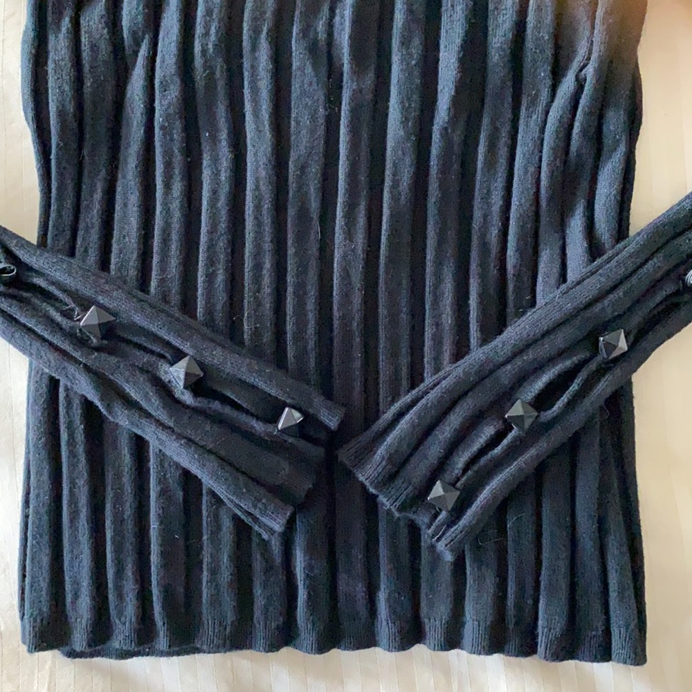 Top Shop Sweater - Picture 3 of 3